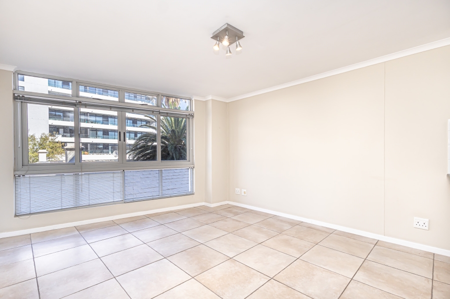 To Let 2 Bedroom Property for Rent in Sea Point Western Cape